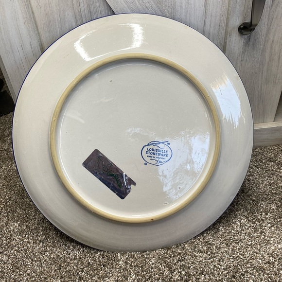 13" Cookie Platter w/Center Holder Noah's Ark by LOUISVILLE Stoneware Kentucky - Picture 6 of 8